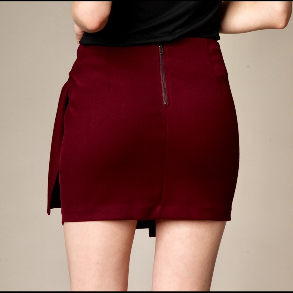 BURGUNDY SIDE TIE STRETCH SKIRT MED WEIGHT - Picture 3 of 8